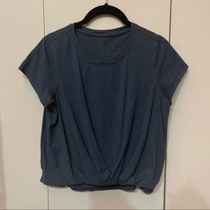 Lululemon short sleeve shirt